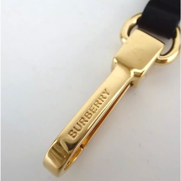 ‼️SOLD‼️Burberry AirPod Case 😍🔥❤️ - Picture 1 of 17